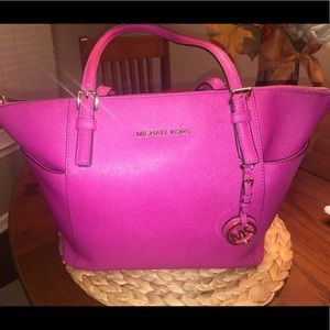 Beautiful Michael Kors purse